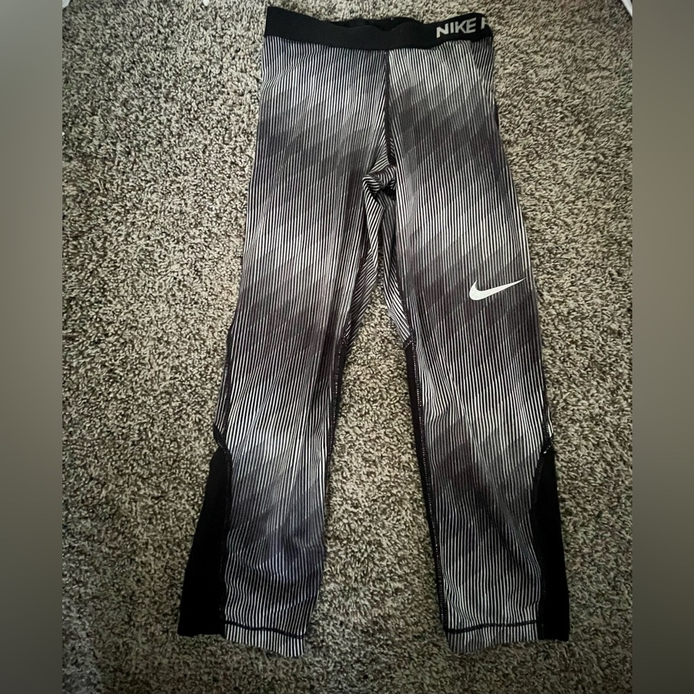 Nike pro leggings